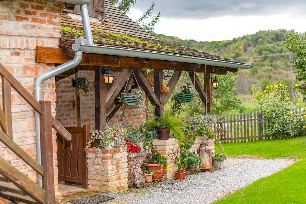 Country House Stričev grunt Stara Kapela Pensionat Rum bild