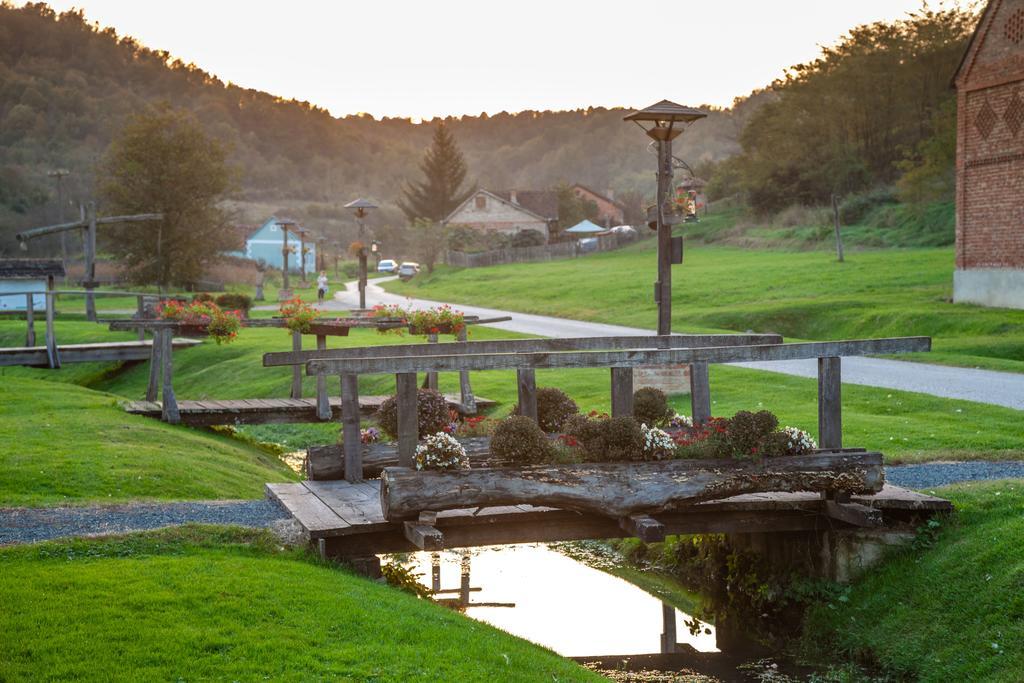 Country House Stričev grunt Stara Kapela Pensionat Exteriör bild